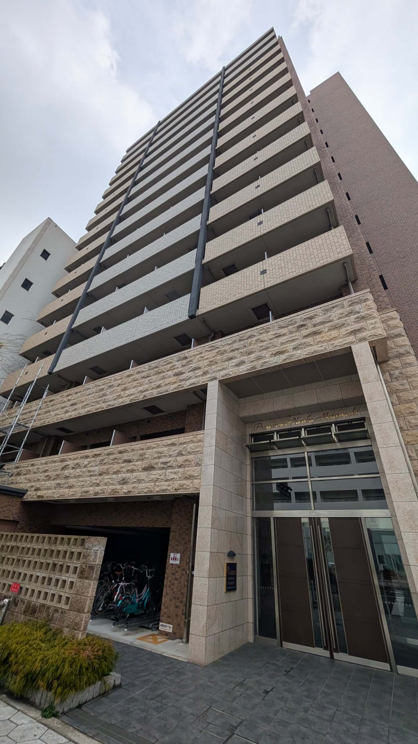 BraTTo難波元町