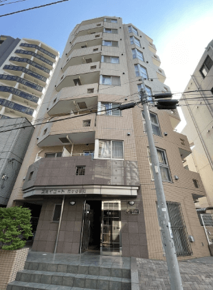 BraTTo牛込柳町駅前